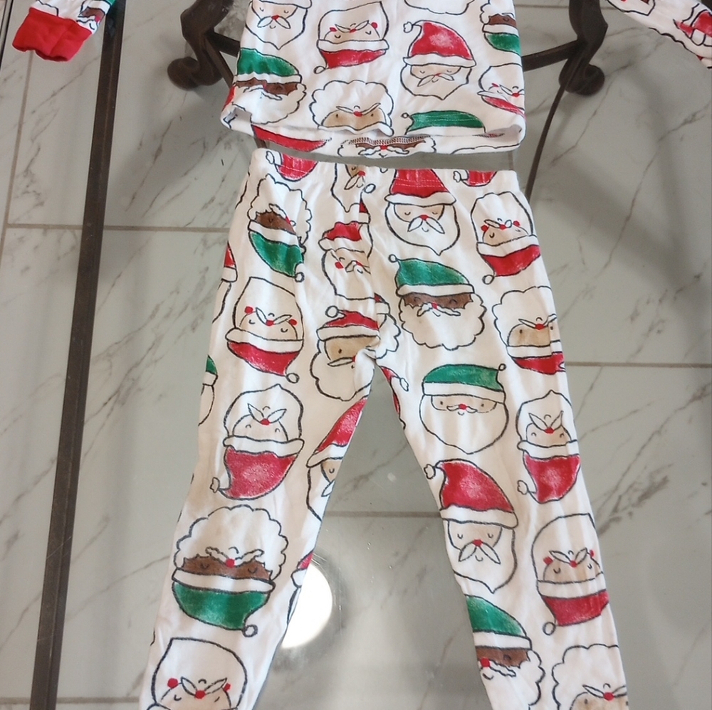 CHRISTMAS PJ'S & CLOTHES - Picture 4 of 7